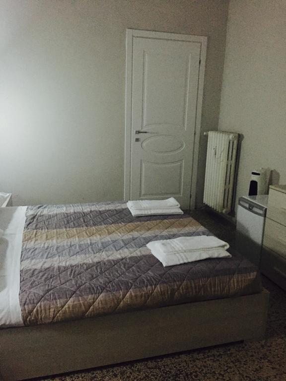 B&B Residenza Paradiso Milan Luaran gambar