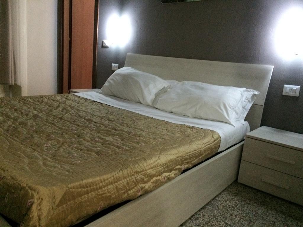 B&B Residenza Paradiso Milan Luaran gambar