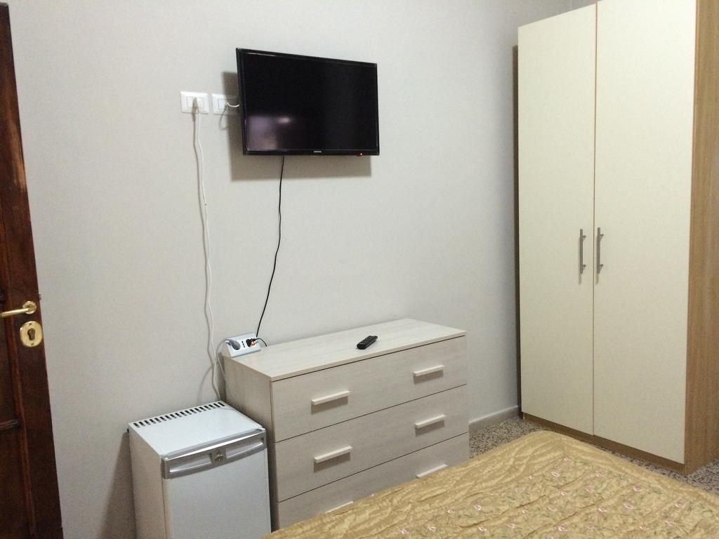 B&B Residenza Paradiso Milan Bilik gambar