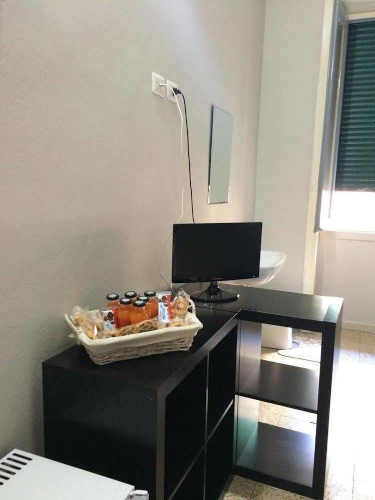 B&B Residenza Paradiso Milan Luaran gambar